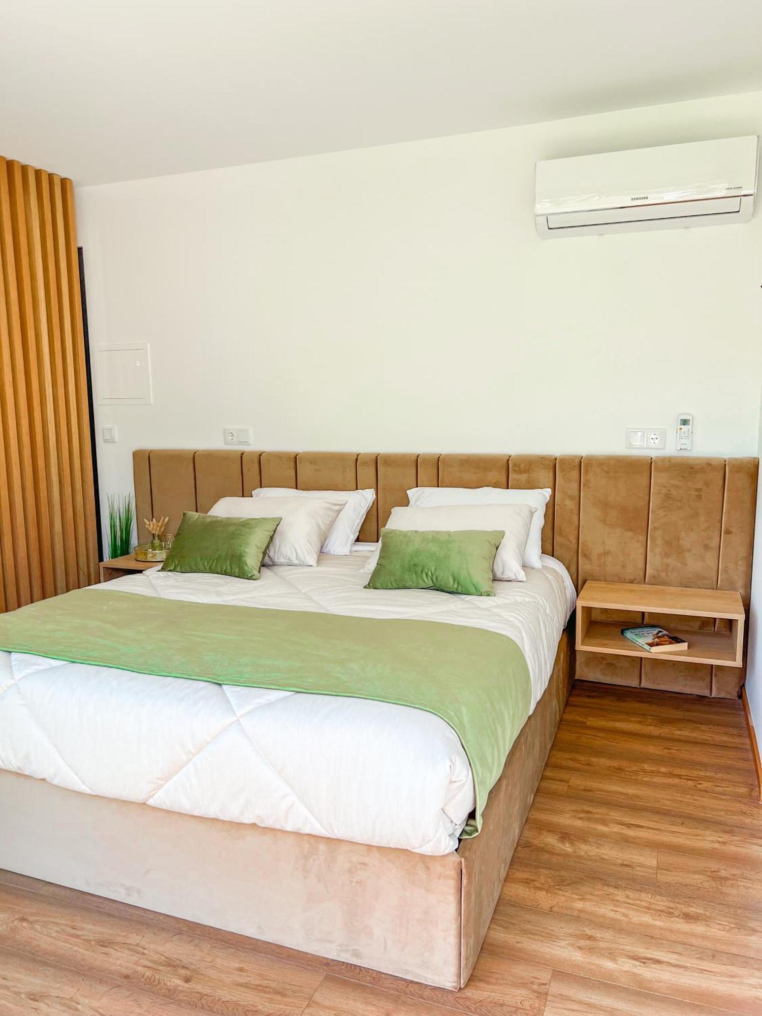 Quinta De Requeixo Villa กิมาไรส์ ภายนอก รูปภาพ